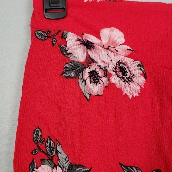 XHILARATION Floral Print 2 Piece Set Off Shoulder Crop Top High Waist Shorts XS - Picture 11 of 12